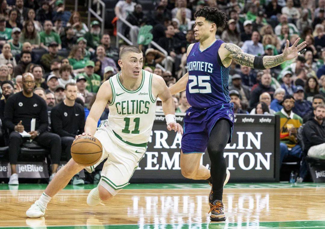 爱游戏APP下载-波士顿凯尔特人迎来里程碑备战NBA常规赛穆雷爆冷击败G2，网友：印第安纳步行者关键时刻强势反弹